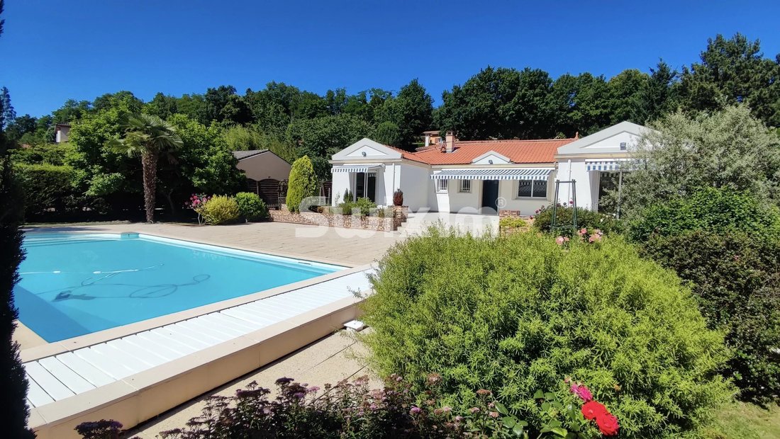 House in Dardilly, Auvergne-Rhône-Alpes, France 4 - 17885191