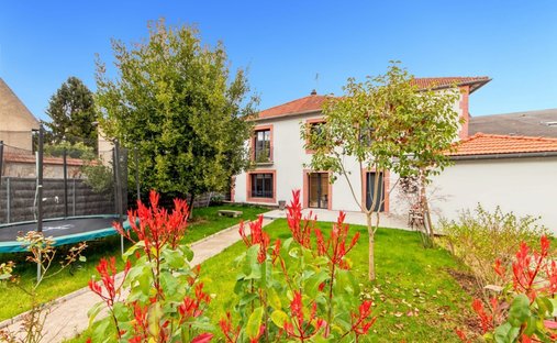 House in Jardin Parisien, Clamart, France 1