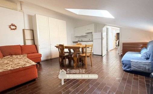 Apartment in Historic Center, Bologna, Italy 1