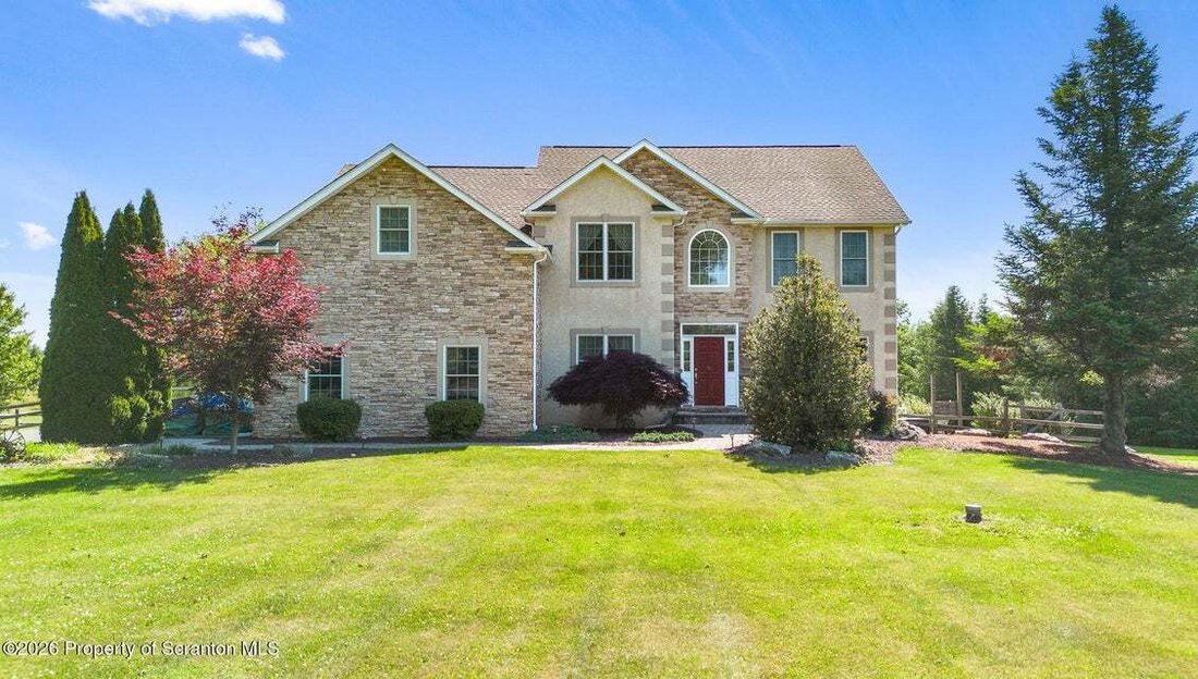 House in Tatamy, Pennsylvania, United States 1 - 18182025