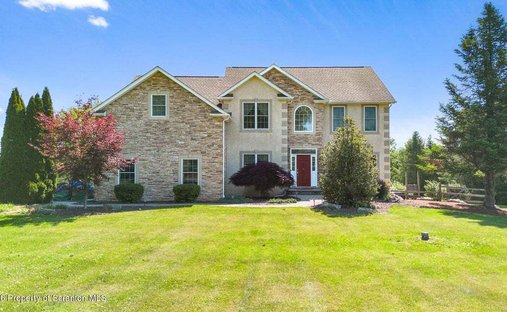 House in Tatamy, Pennsylvania, United States 1