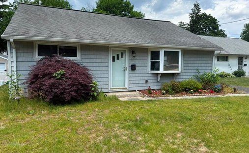 Farm Ranch in Rutherford, New Jersey, United States 1
