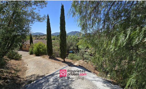 Villa in Le Plan-de-la-Tour, Provence-Alpes-Côte d'Azur, France 1