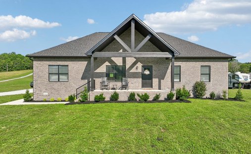 House in Hartsville, Tennessee, United States 1