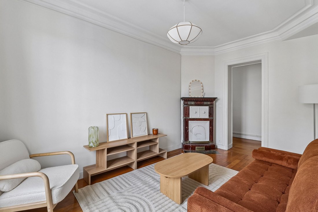 Apartment in Cambronne-Garibaldi, Paris 15e Arrondissement, Paris 4 - 18182673