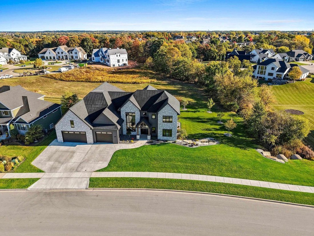 House in De Pere, Wisconsin, United States 4 - 18184966