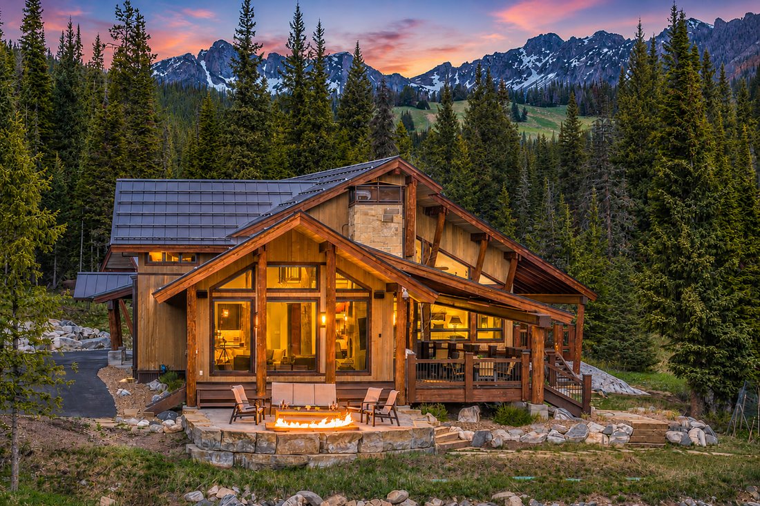 House in Gallatin Gateway, Montana, United States 1 - 18181716