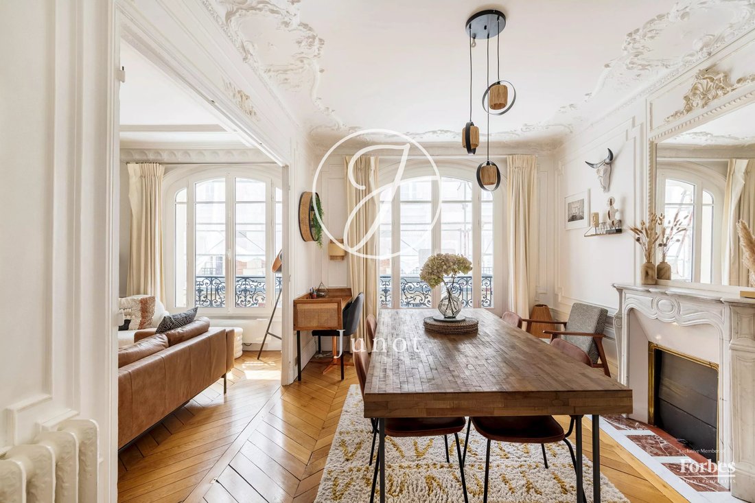 Apartment in Grandes Carrières-Clichy, Paris 18e Arrondissement, Paris 2 - 18182609