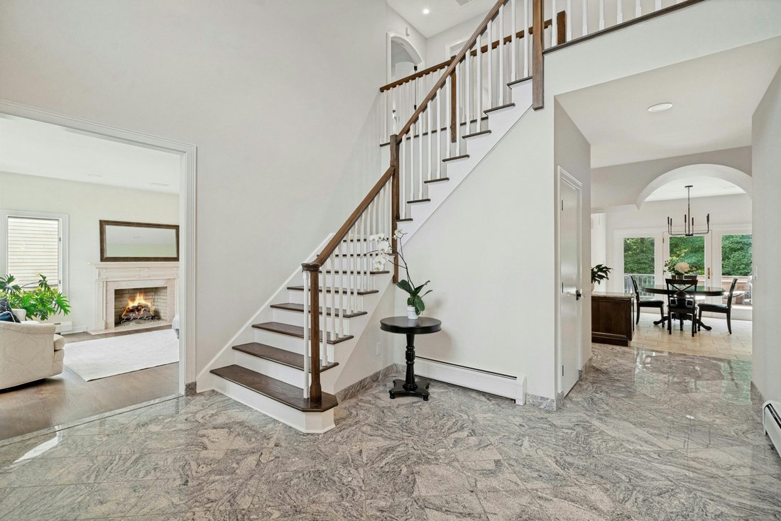 House in Wyckoff, New Jersey, United States 5 - 18181696