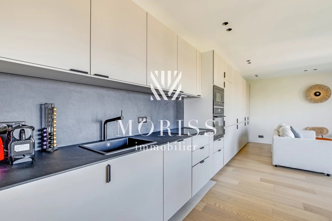 Apartment in Porte Dauphine, Paris 16e Arrondissement, Paris 5 - 18182470