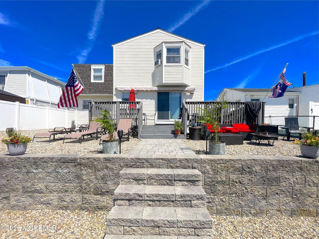 House in Toms River, New Jersey, United States 2 - 18184791