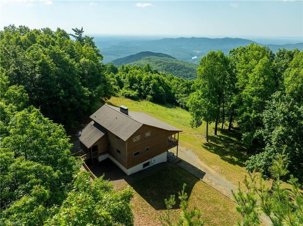 House in Glade Valley, North Carolina, United States 1 - 18184984