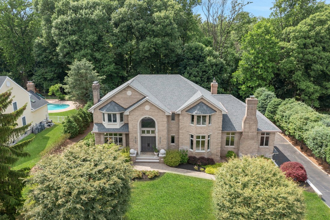 House in Wyckoff, New Jersey, United States 2 - 18181696