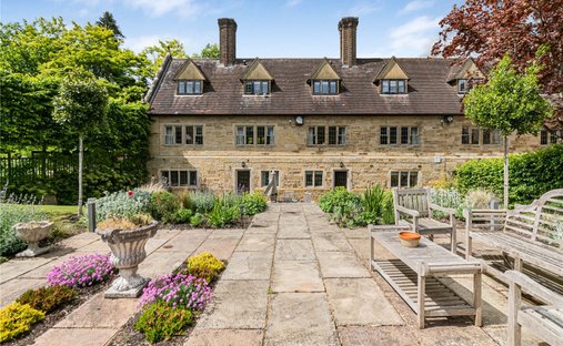 House in East Grinstead, England 1