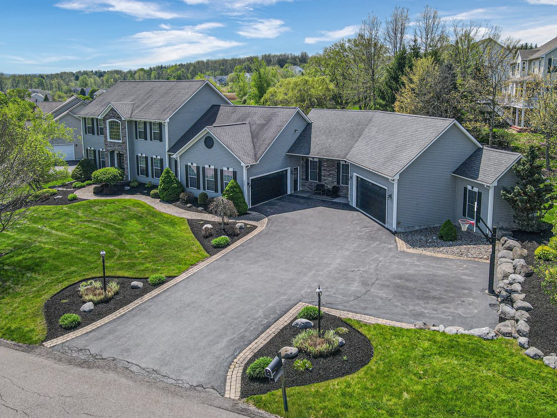 House in Manlius, New York, United States 3 - 18181718