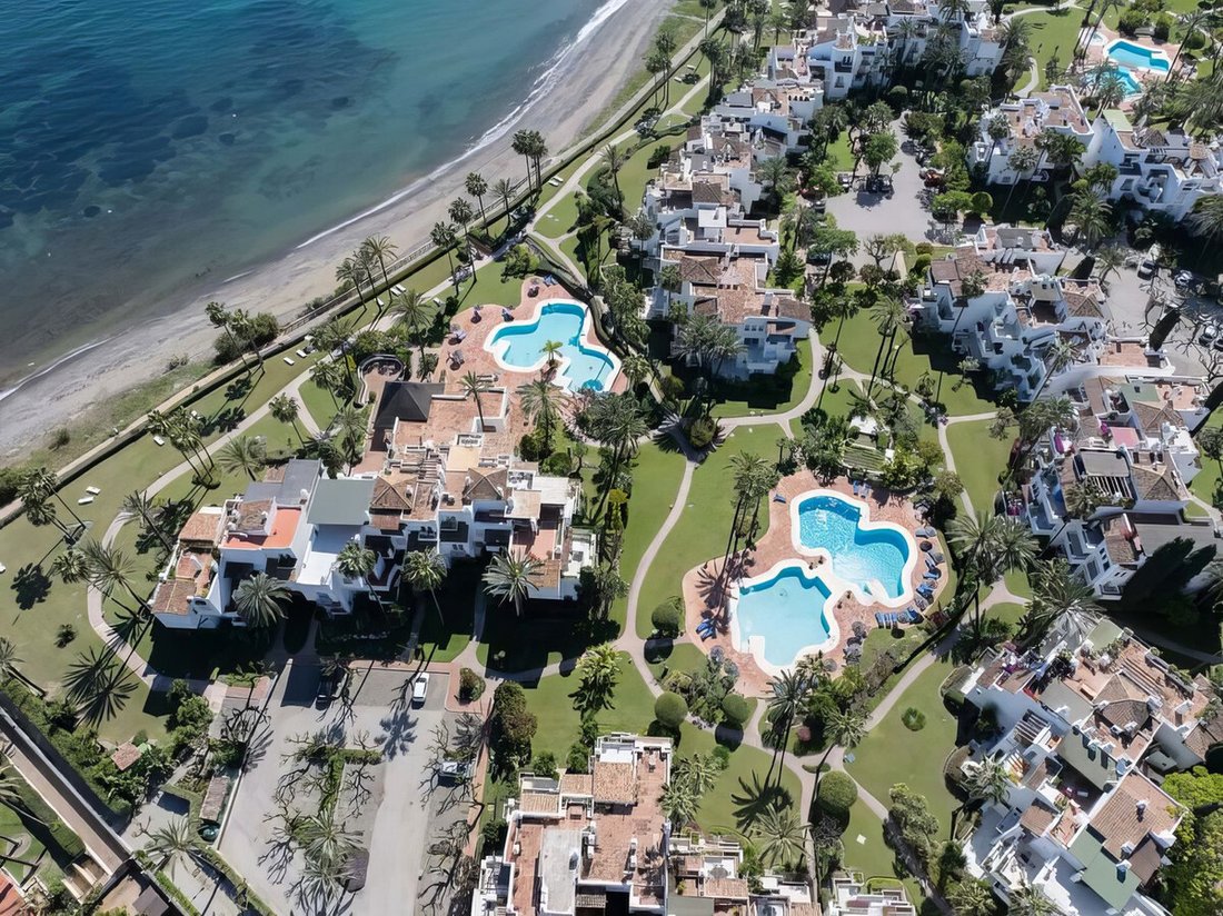 Apartment in Estepona, Andalusia, Spain 2 - 18182284