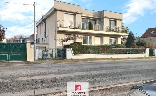 Boutries, Conflans-Sainte-Honorine, France 1