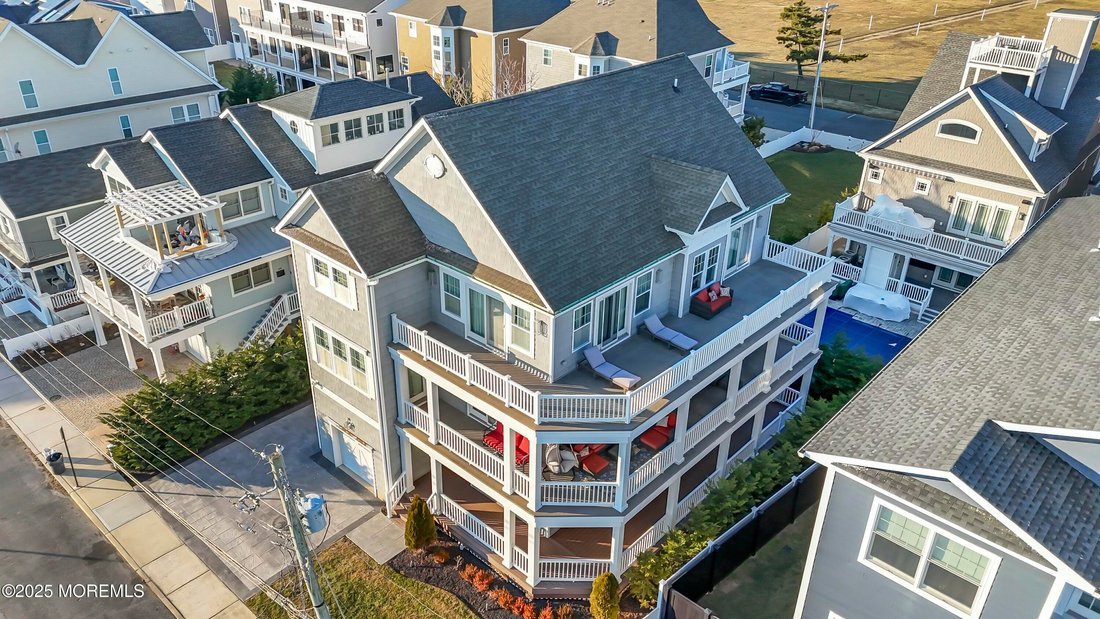 Long Branch, New Jersey, United States 3 - 18183194