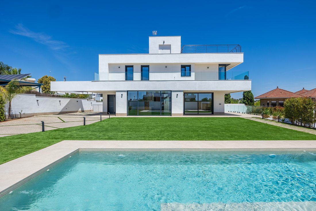 House in Tomares, Andalusia, Spain 1 - 18182411