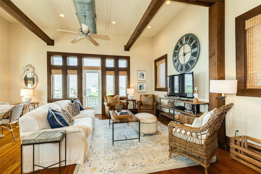 House in Bolivar Peninsula, Texas, United States 4 - 18185135