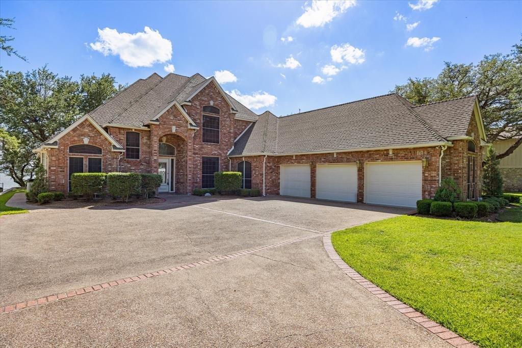 House in Granbury, Texas, United States 2 - 16736203