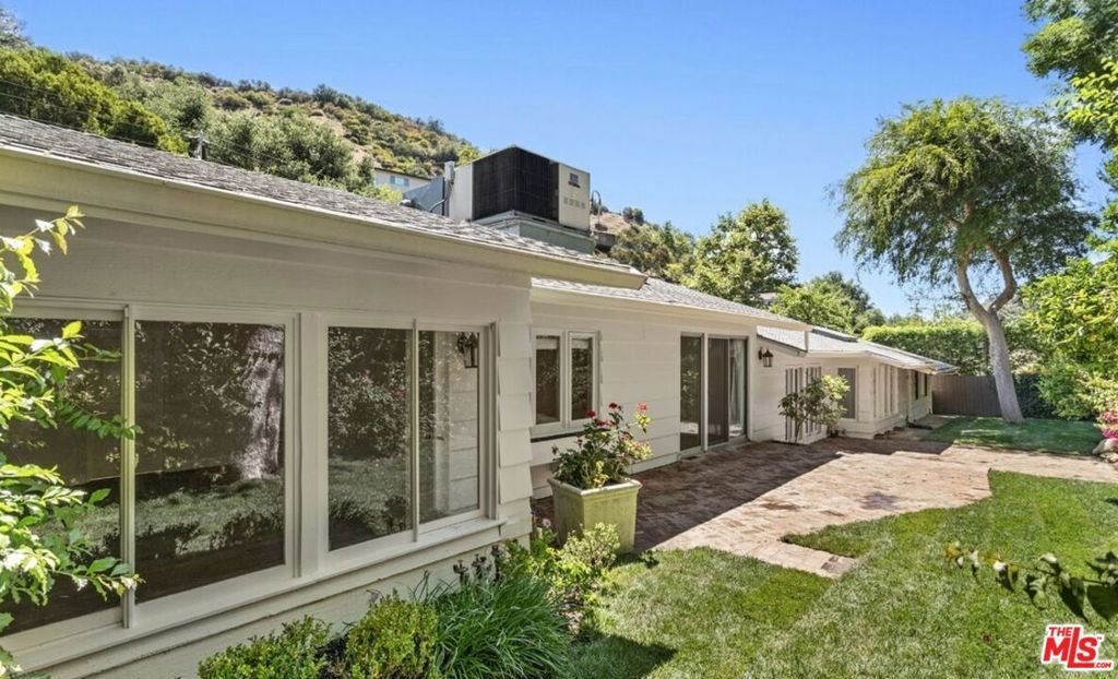 House in Los Angeles, California, United States 2 - 18185008