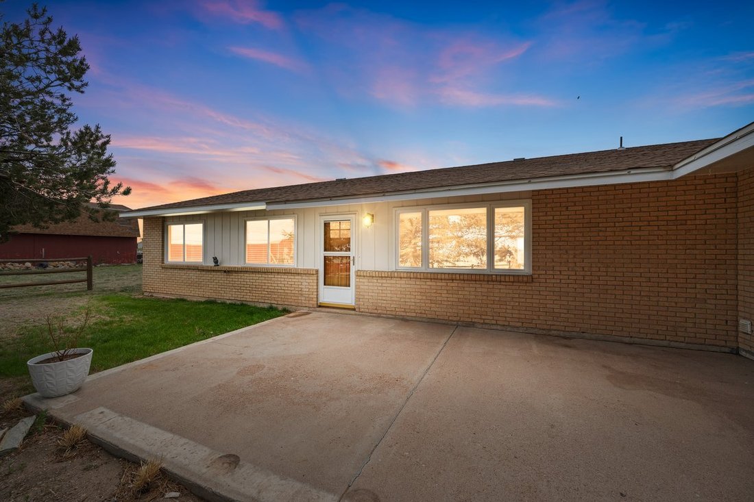House in Cheyenne, Wyoming, United States 1 - 18183124