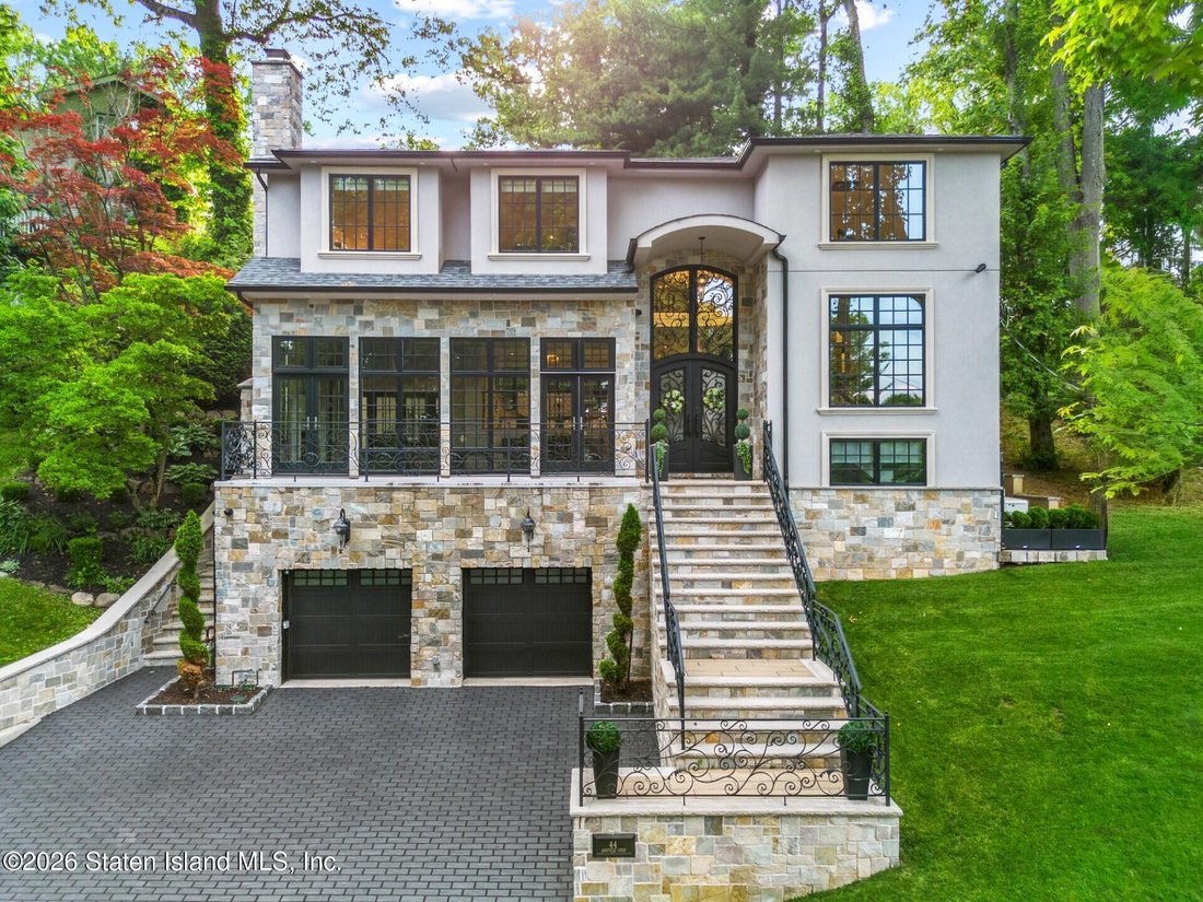 House in New York, New York, United States 4 - 18184014