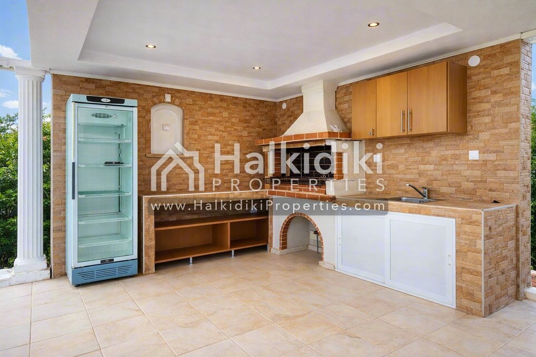 Villa in Pallini Municipal Unit, Macedonia and Thrace, Greece 4 - 11865157