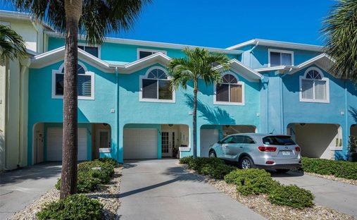 Townhouse in Indian Shores, Florida, United States 1