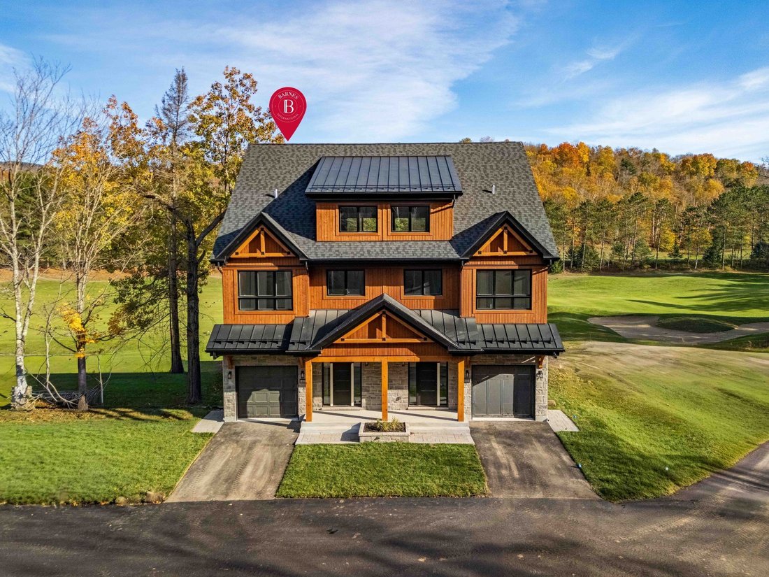 House in Mont-Tremblant, Quebec, Canada 1 - 18182126
