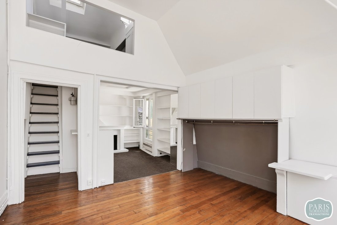 Apartment in Pereire-Malesherbes, Paris 17e Arrondissement, Paris 5 - 18182003
