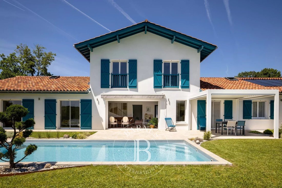House in Arcangues, Nouvelle-Aquitaine, France 3 - 18182651