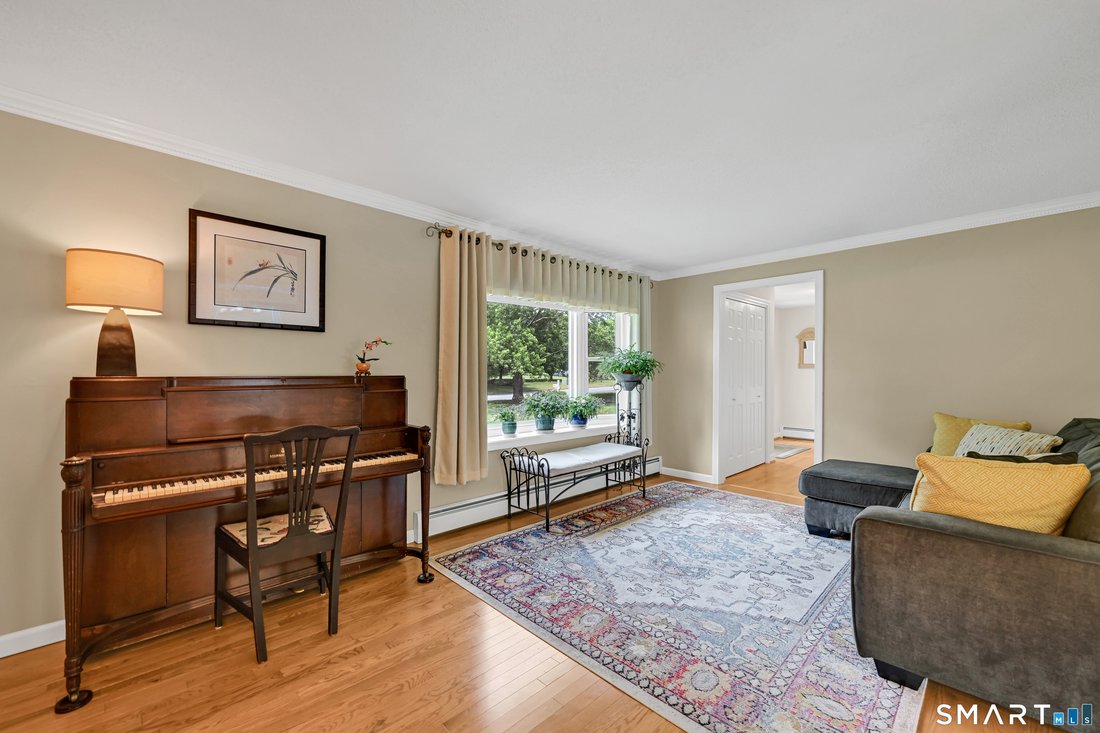 House in Burlington, Connecticut, United States 5 - 18184758