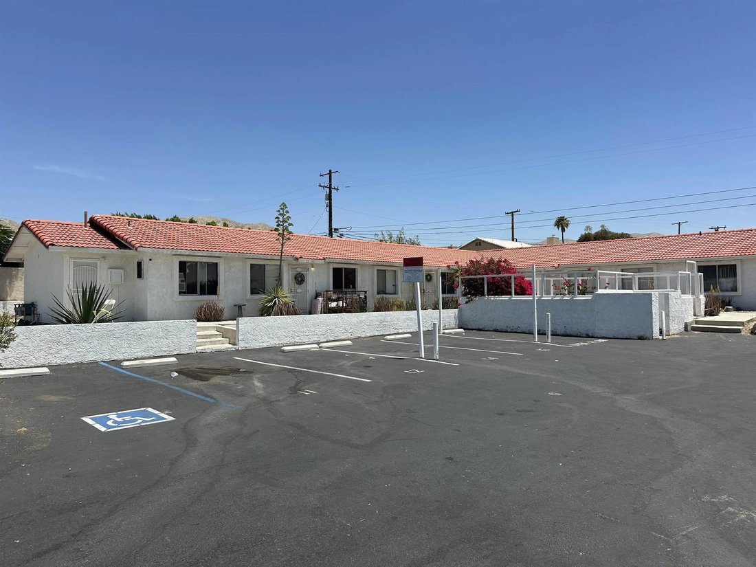 Desert Hot Springs, California, United States 3 - 18184843