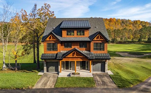 Casa a Mont-Tremblant, Québec, Canada 1