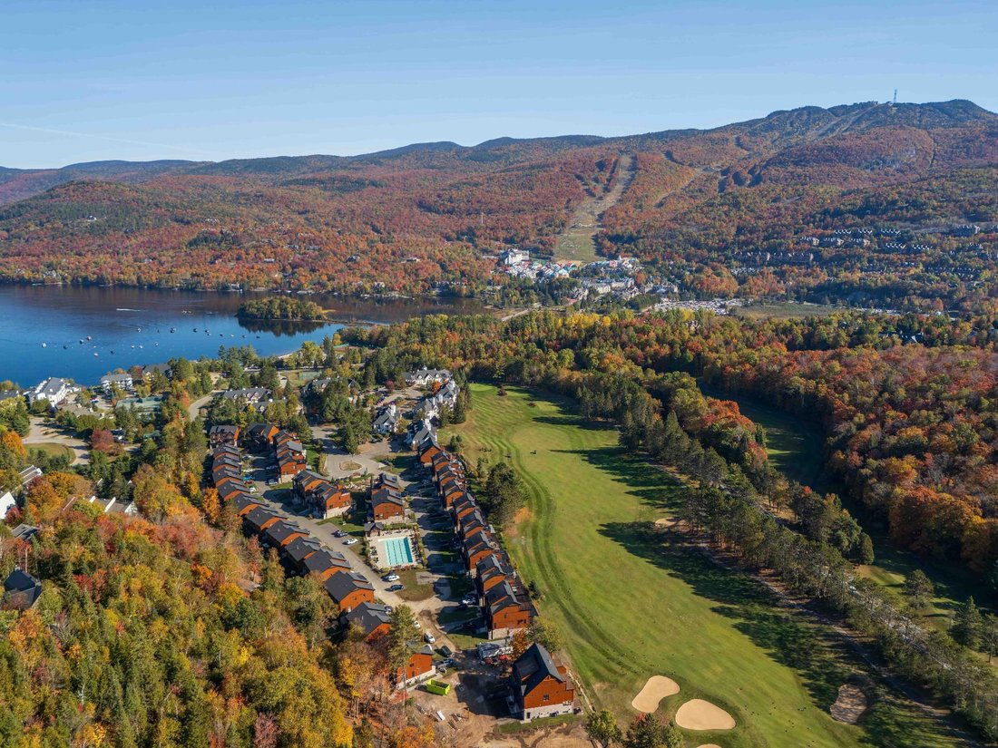 House in Mont-Tremblant, Quebec, Canada 5 - 18182126