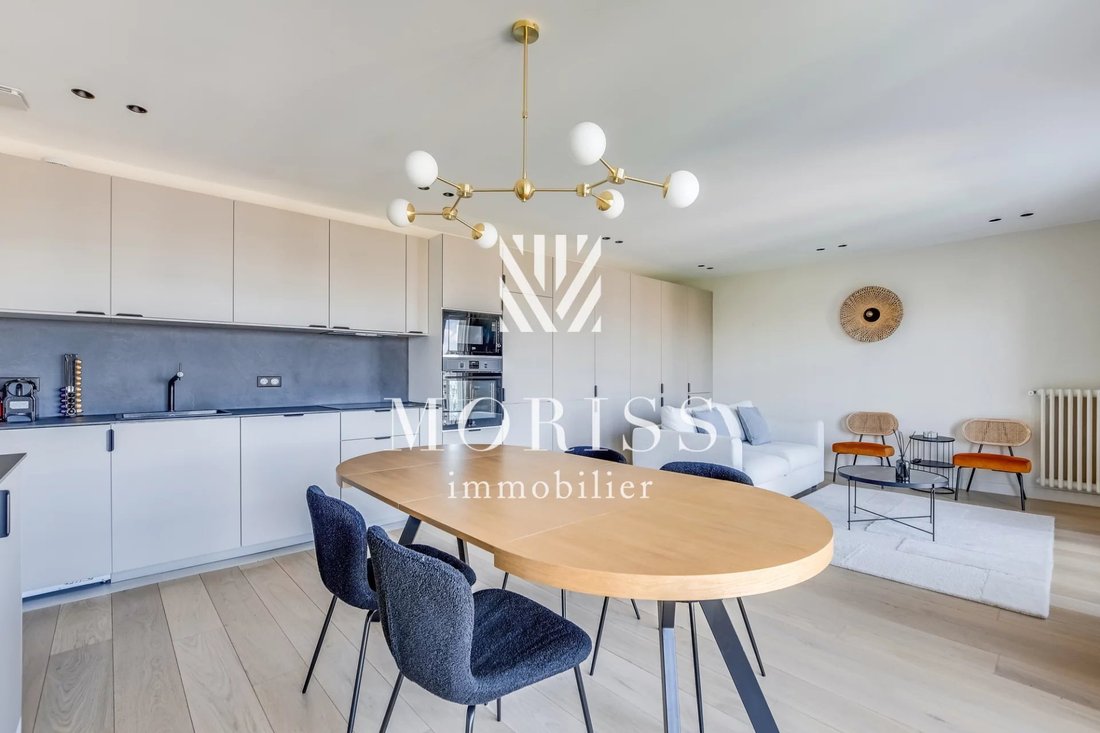 Apartment in Porte Dauphine, Paris 16e Arrondissement, Paris 4 - 18182470