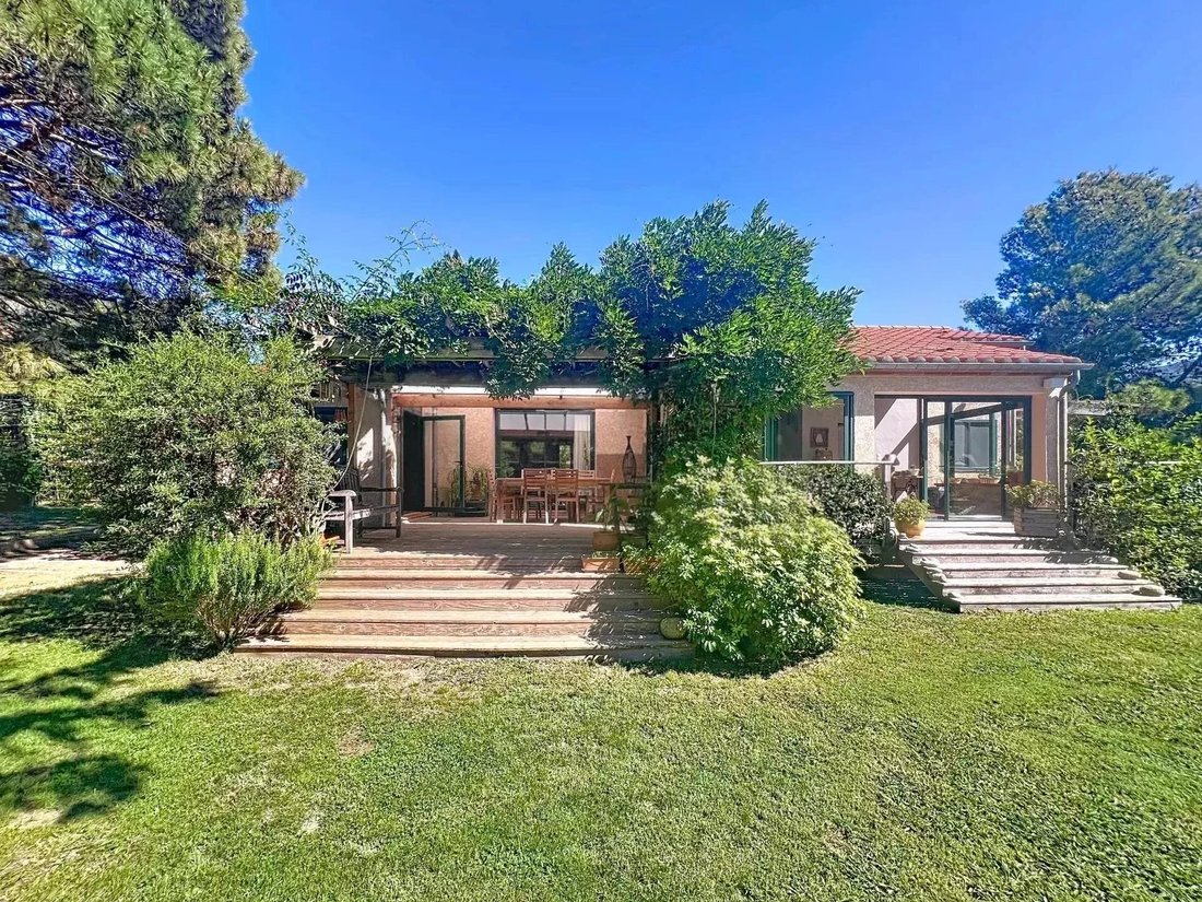House in Estoher, Occitania, France 5 - 18182489