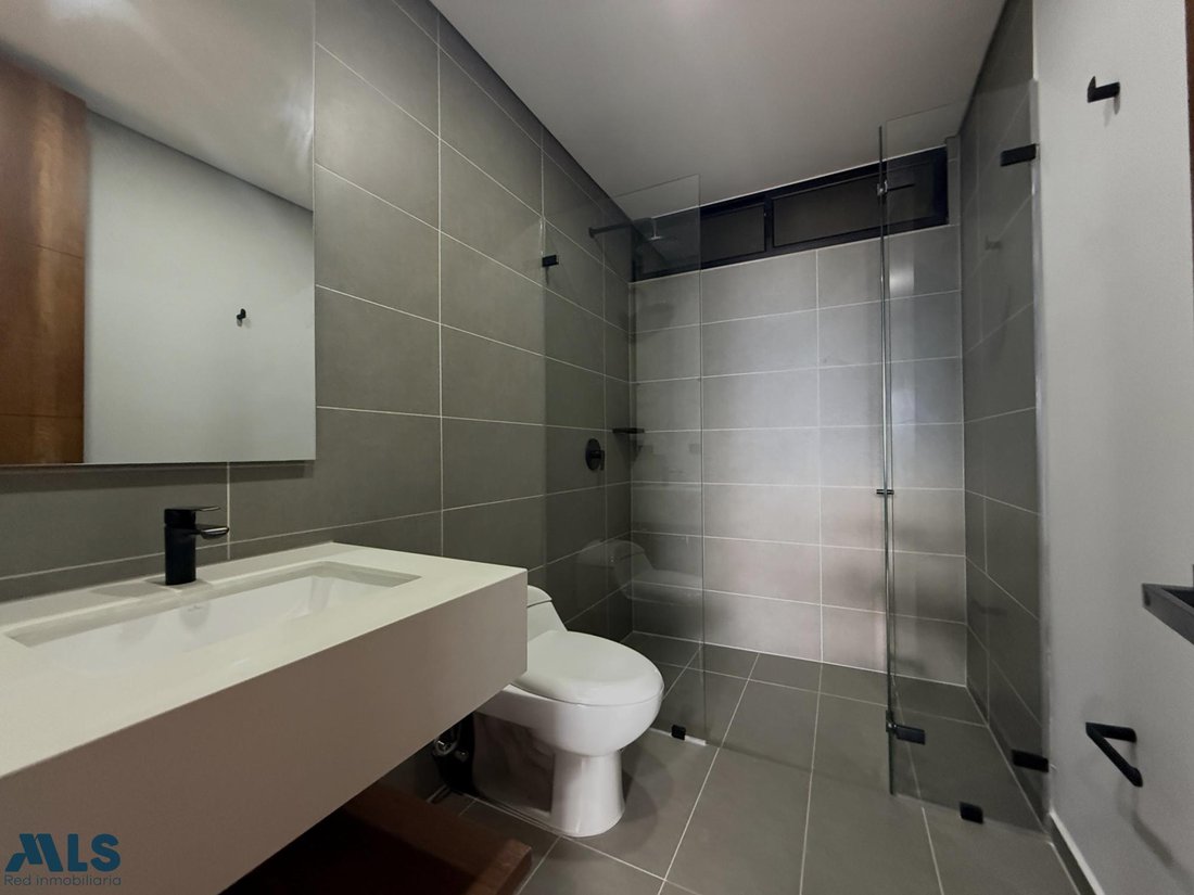 Apartment in Medellín, Antioquia, Colombia 5 - 18182188