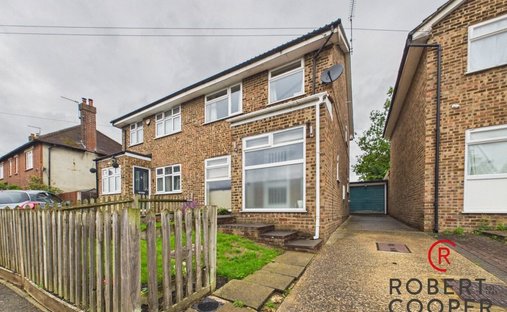House in Northwood Hills, Hillingdon, England 1