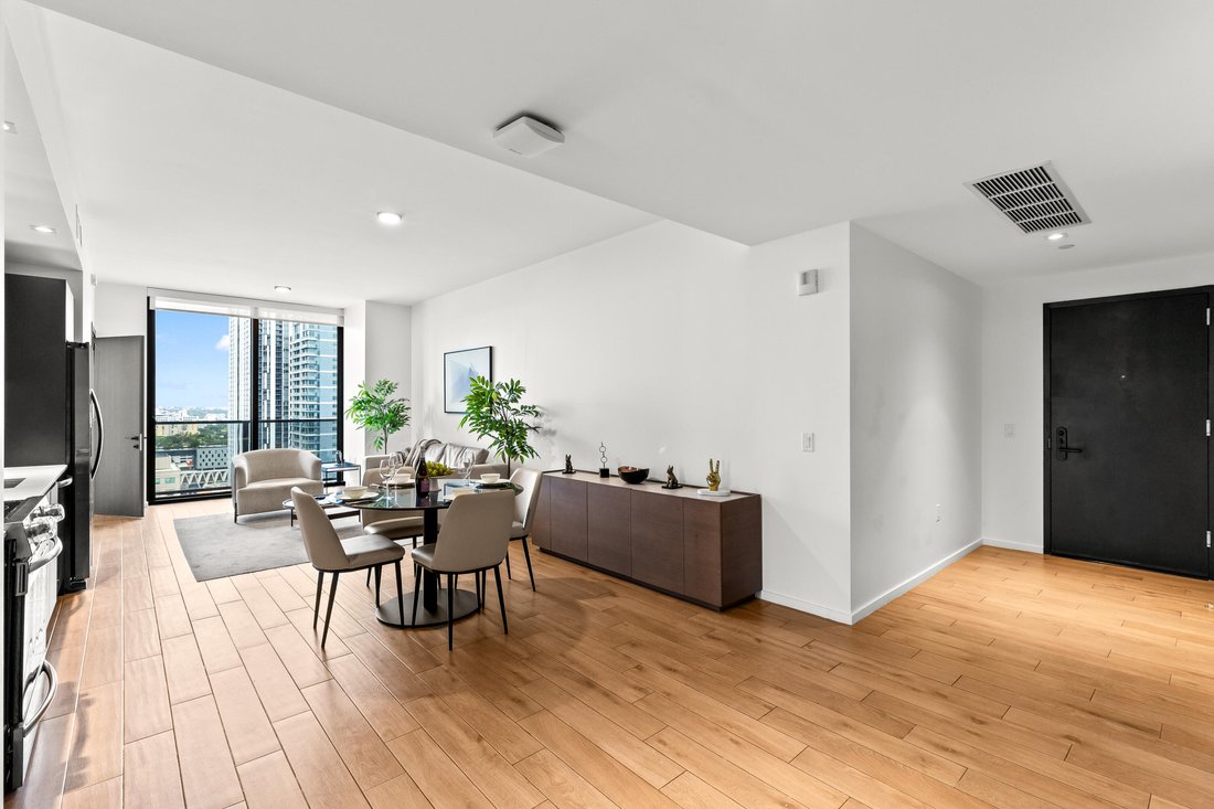 Condo in Miami, Florida, United States 5 - 18183705