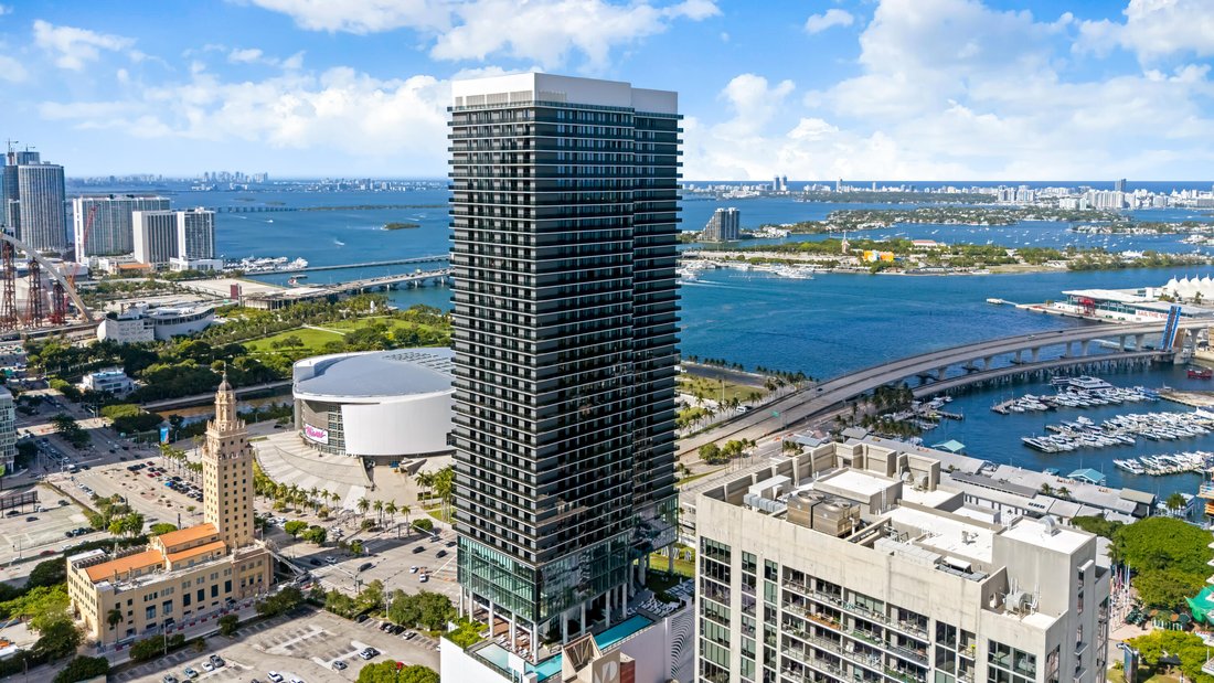 Condo in Miami, Florida, United States 1 - 18183705