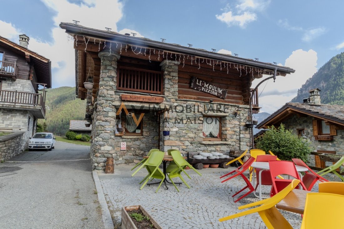 Villa in Brusson, Aosta Valley / Vallée d'Aoste, Italy 1 - 18183588