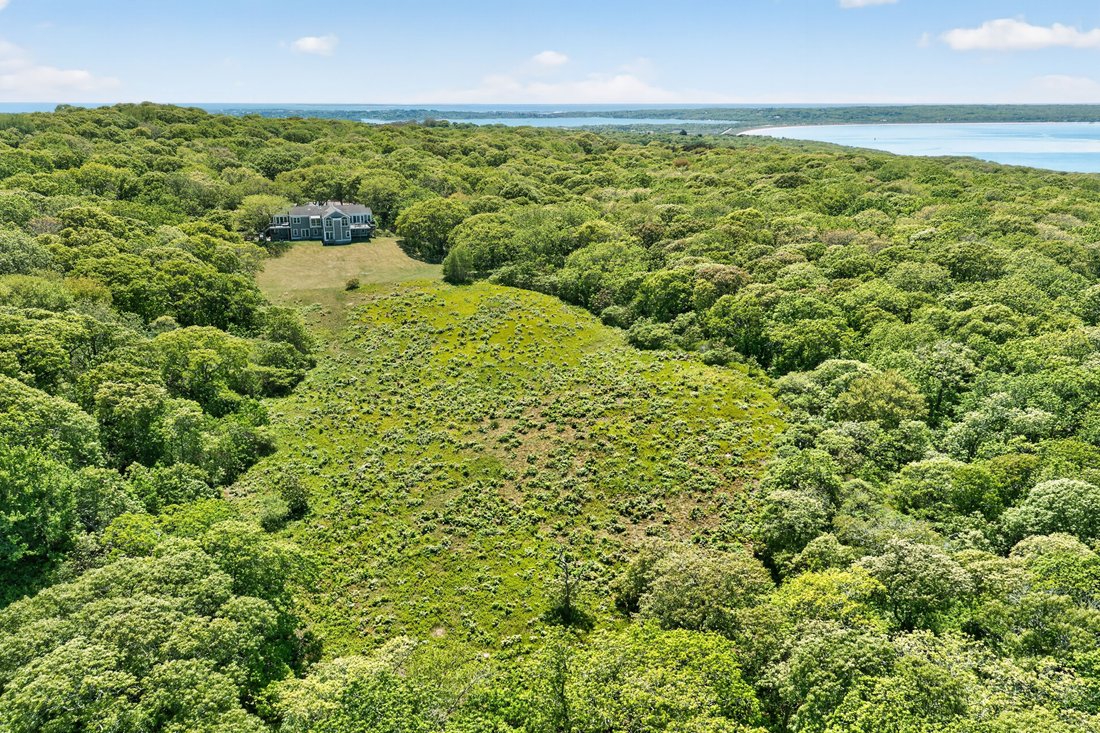 House in Chilmark, Massachusetts, United States 1 - 18182395