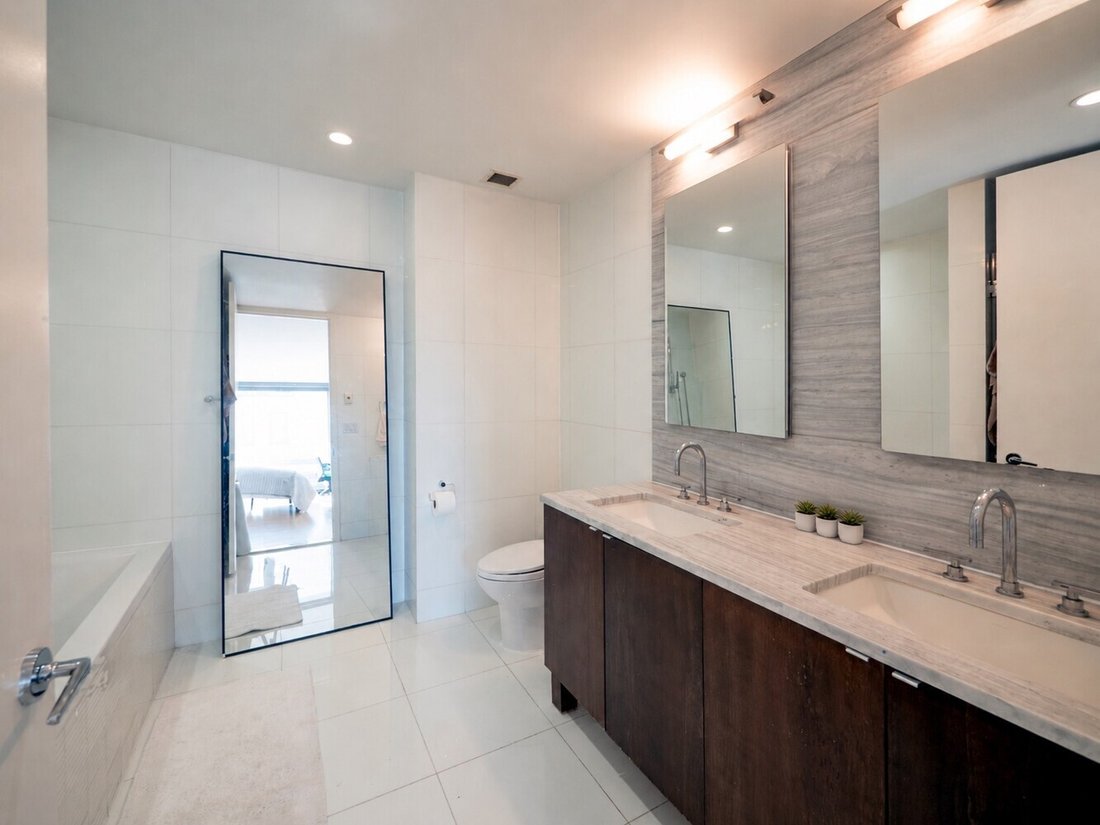 Condo in New York, New York, United States 4 - 16482357