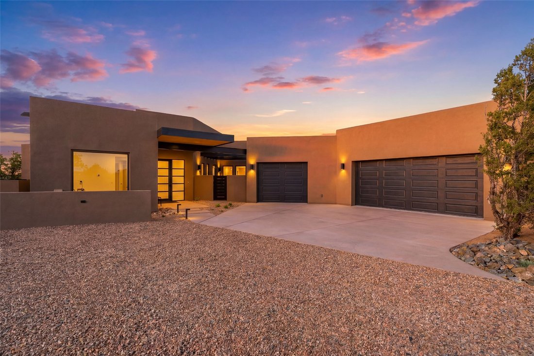 House in Santa Fe, New Mexico, United States 2 - 18182717