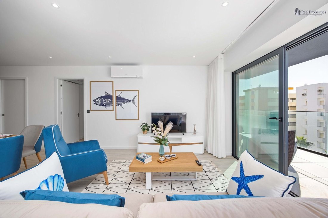 Apartment in Quarteira, Algarve, Portugal 1 - 18183148
