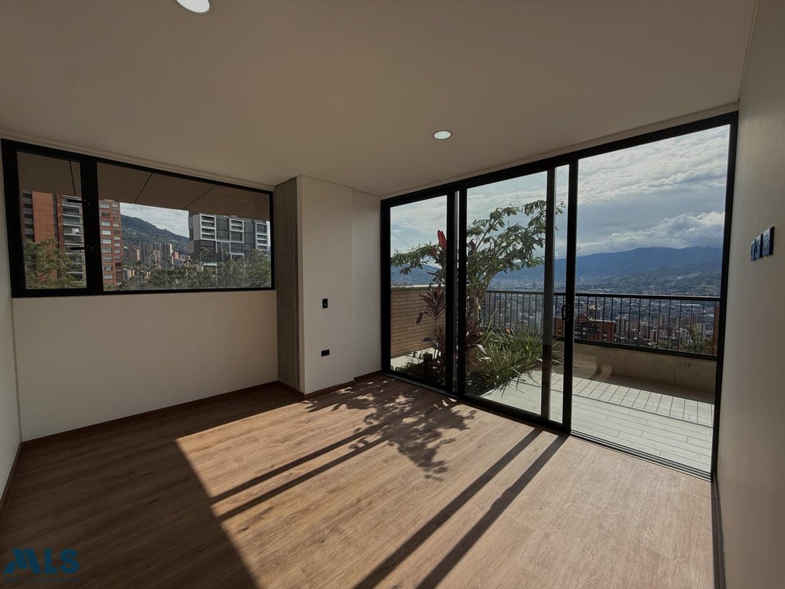 Apartment in Medellín, Antioquia, Colombia 2 - 18182188