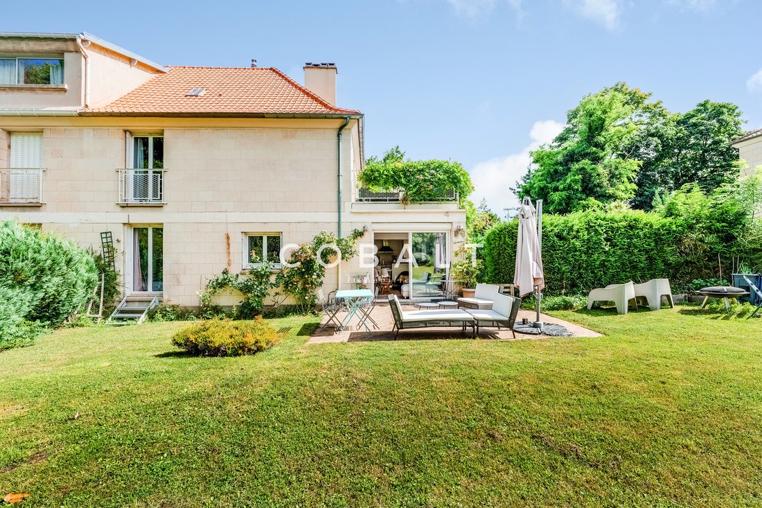 House in Gressets-Centre-Garenne-Bechevet, La Celle-Saint-Cloud, France 1 - 18182009